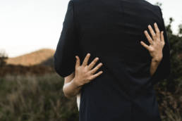 Un couple de mariés au Relais de Porthos