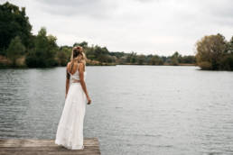 une inspiration mariage au bord d'un lac