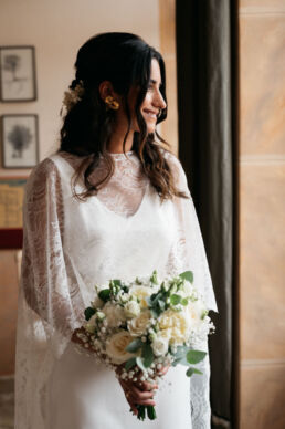 Photos de mariage au château Montus dans le Madiran. Photos réalisées par le photographe Clément Herbaux. Photographe de mariage à Pau, Biarritz, Dax et Bayonne. Un mariage élégant plein d'émotions.