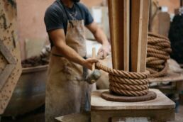 Un reportage photo chez les célèbres potiers et céramistes, Goicoechea, au Pays Basque. Reportage photos réalisé par Clément Herbaux, photographe entre Pau et Biarritz.